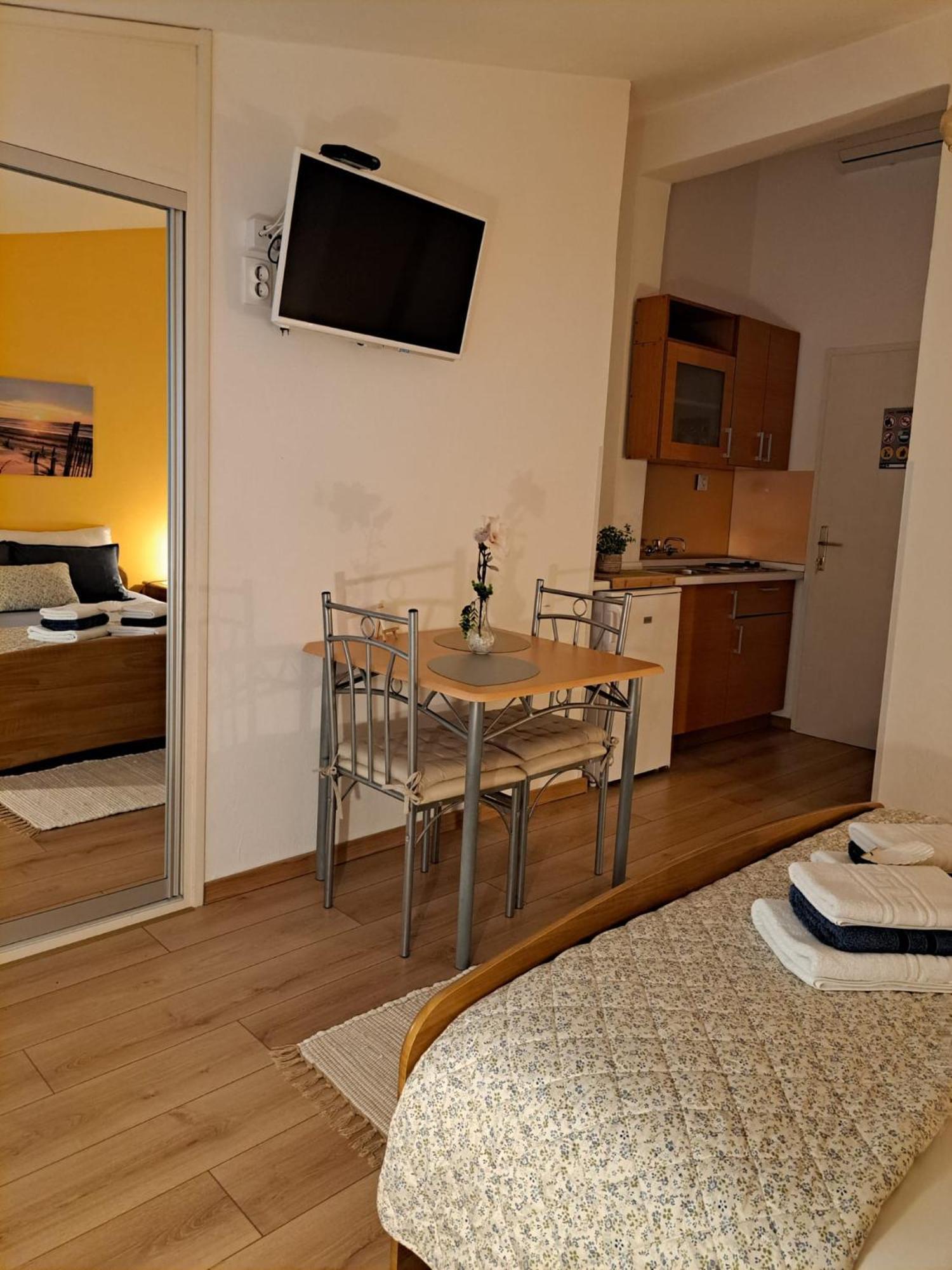 Apartments Marija Makarska Exterior photo